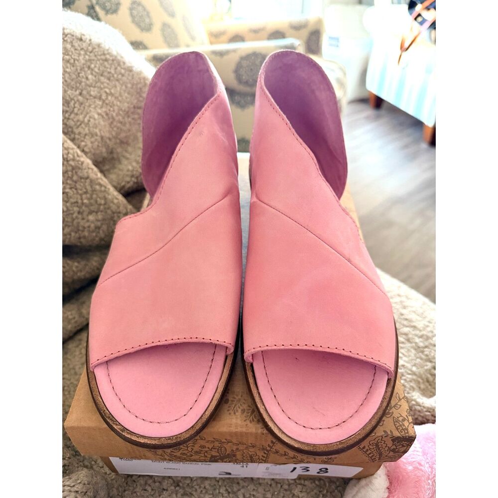 NIB Free People Mont Blanc Asymmetrical Sandal in Pink size 41
